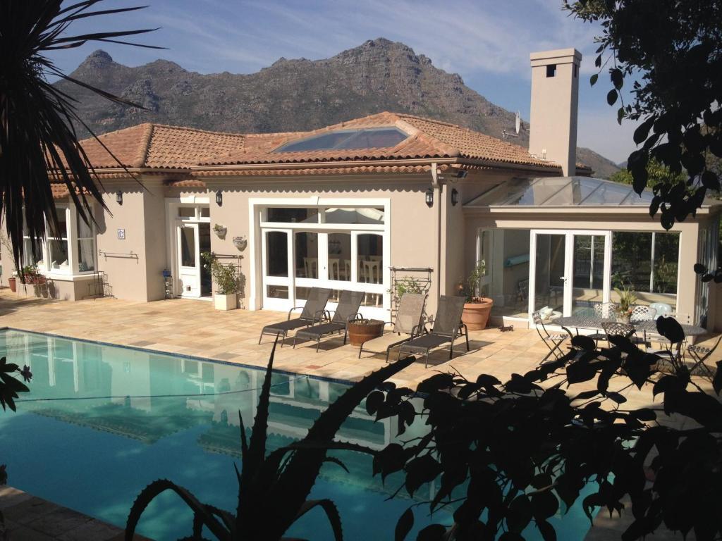 Chateau Neuf Du Cap Hout Bay Exterior photo